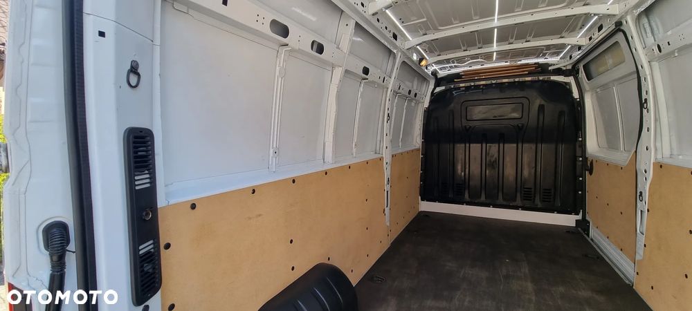 Renault Master - 29