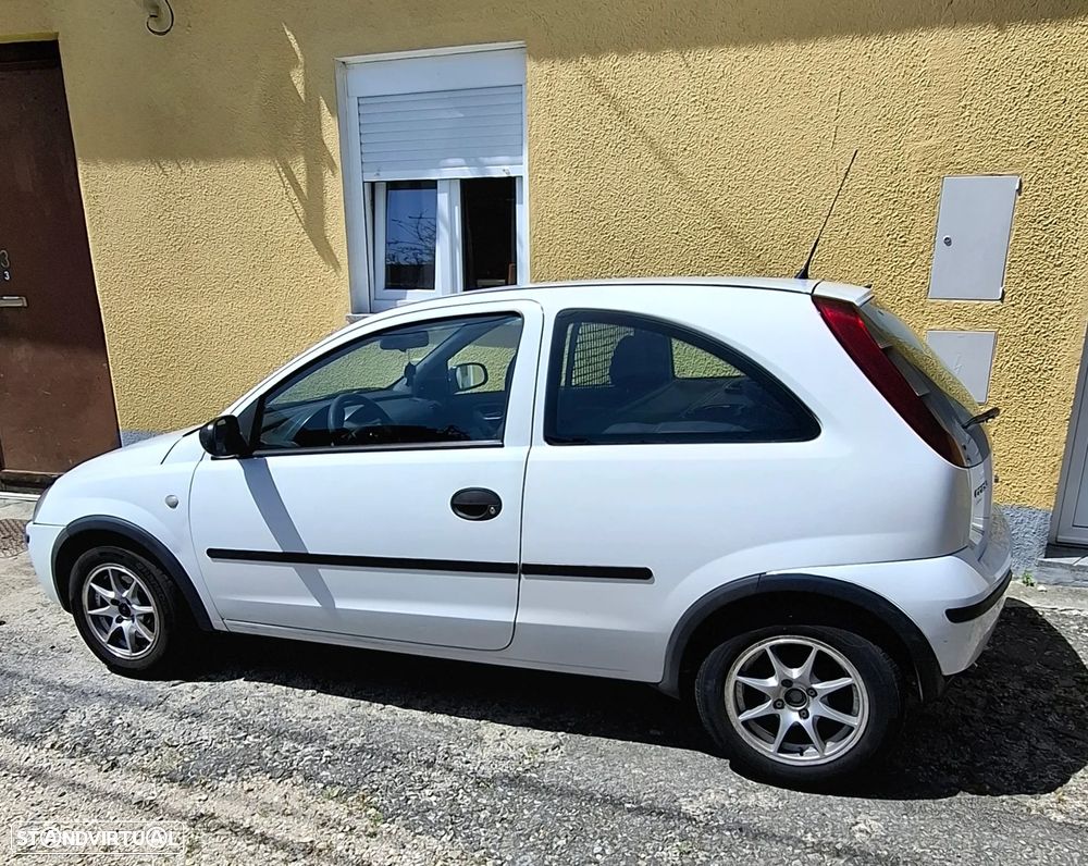 Opel Corsa - 2