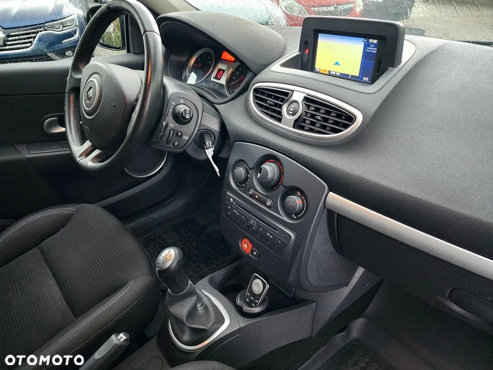 Renault Clio 1.2 TCE Alize - 30