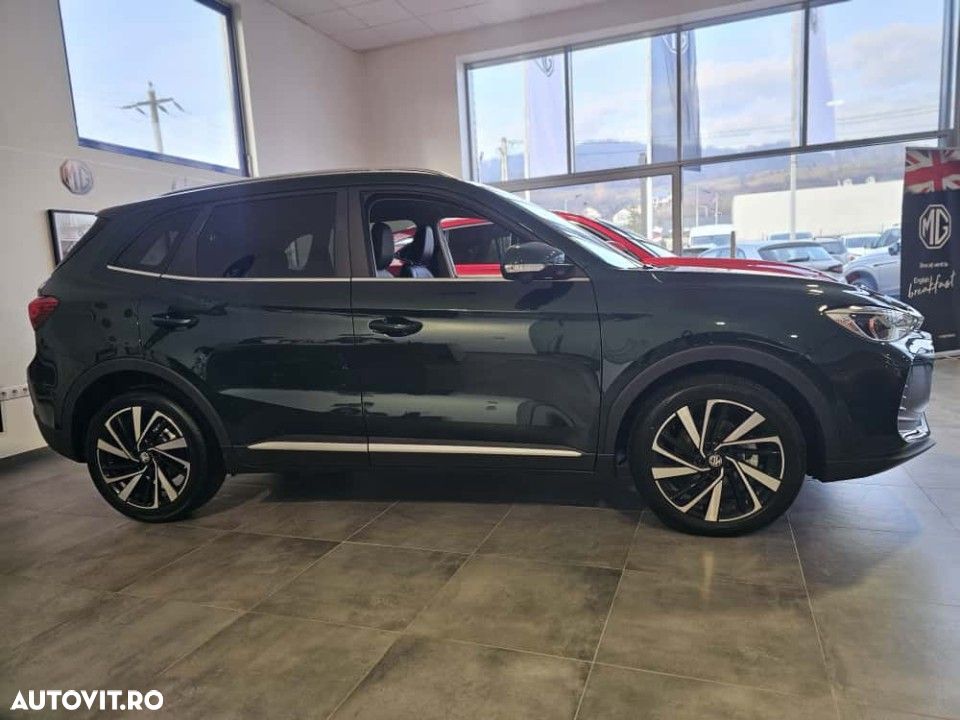 MG ZS HEV Hybrid+ Luxury - 8