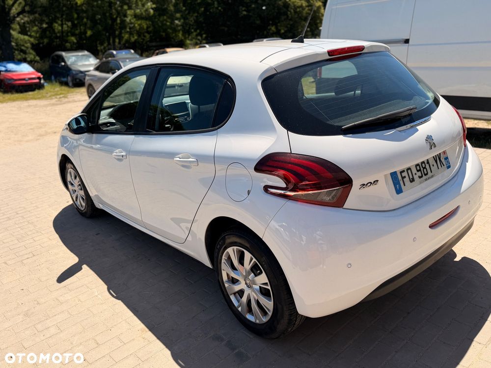 Peugeot 208 BlueHDi 100 Active Pack - 9