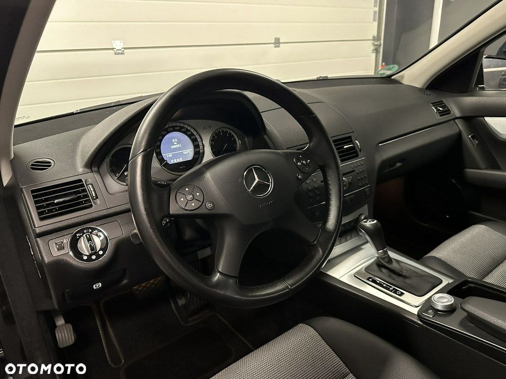 Mercedes-Benz Klasa C 200 7G-TRONIC Avantgarde Edition - 6