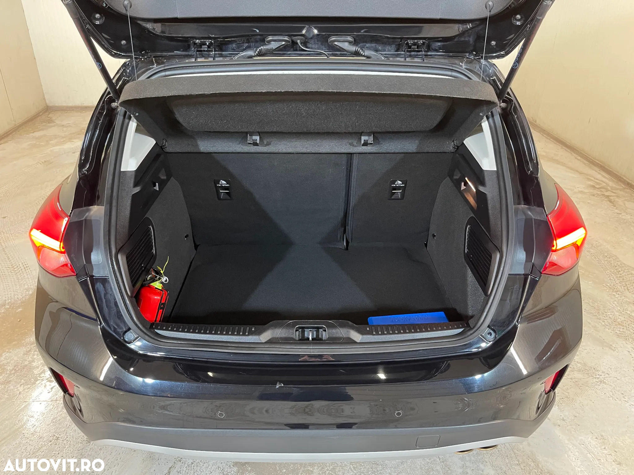 Ford Focus 1.0 EcoBoost Active - 13