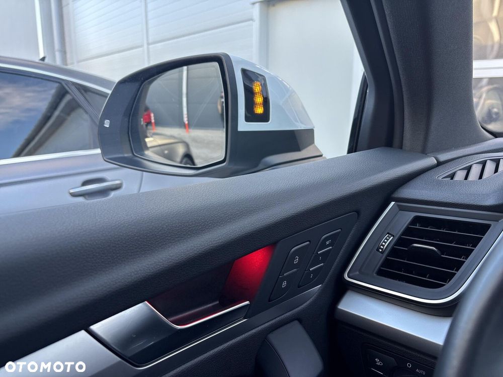 Audi Q5 Sportback - 26