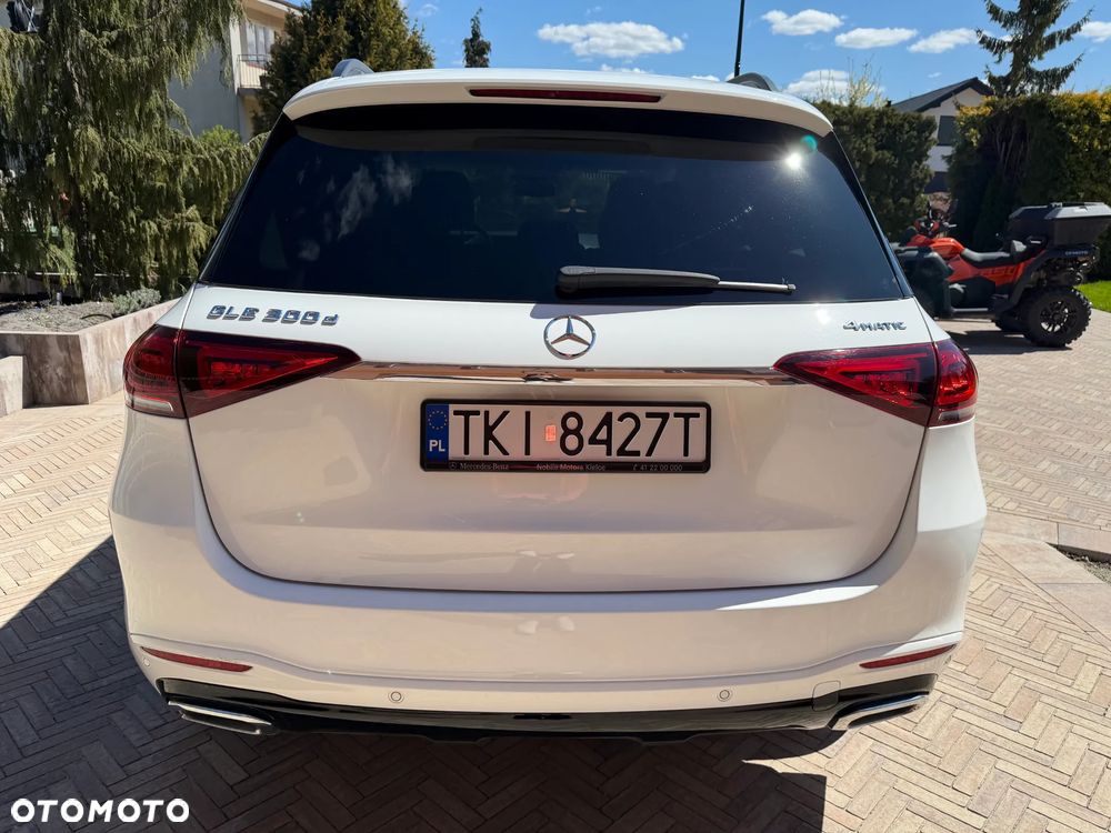 Mercedes-Benz GLE 300 d 4-Matic - 4
