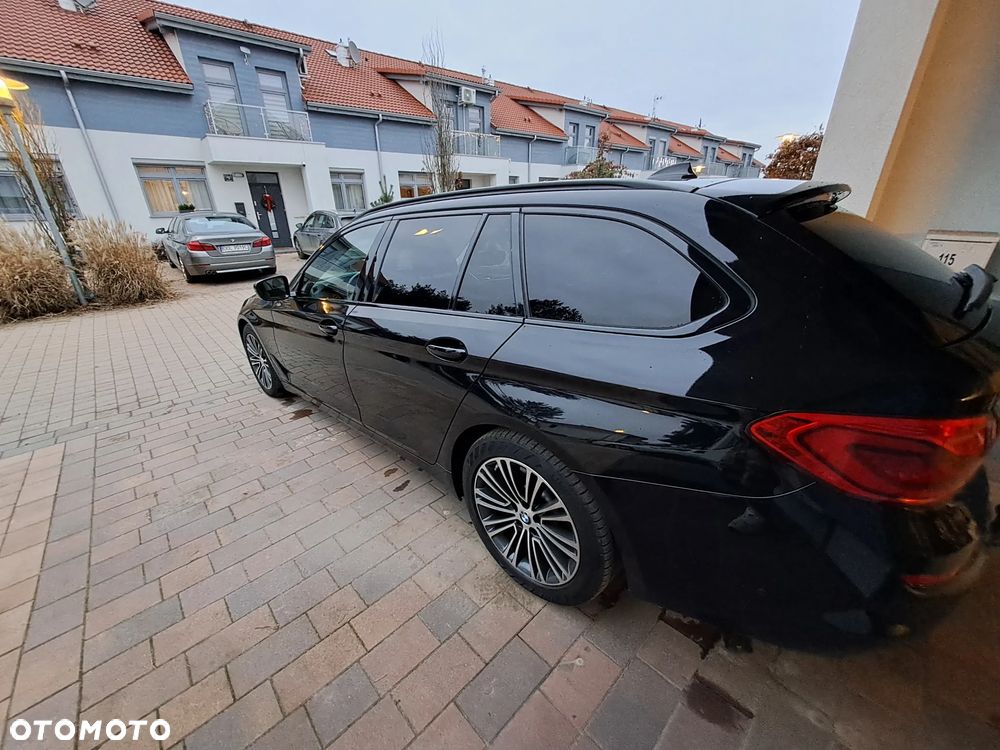 BMW Seria 5 530d xDrive Sport Line - 14