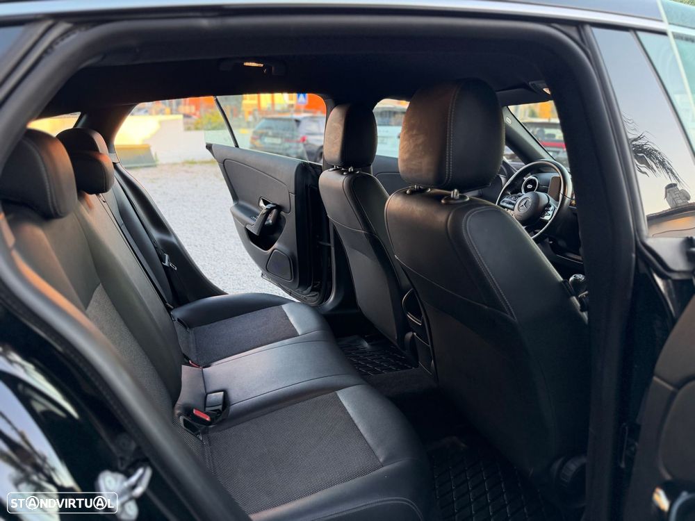 Mercedes-Benz CLA 180 d Shooting Brake Business Solutions - 25