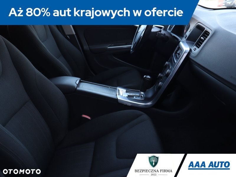 Volvo V60 - 11