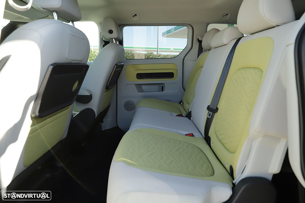 VW ID.Buzz Pro - 25