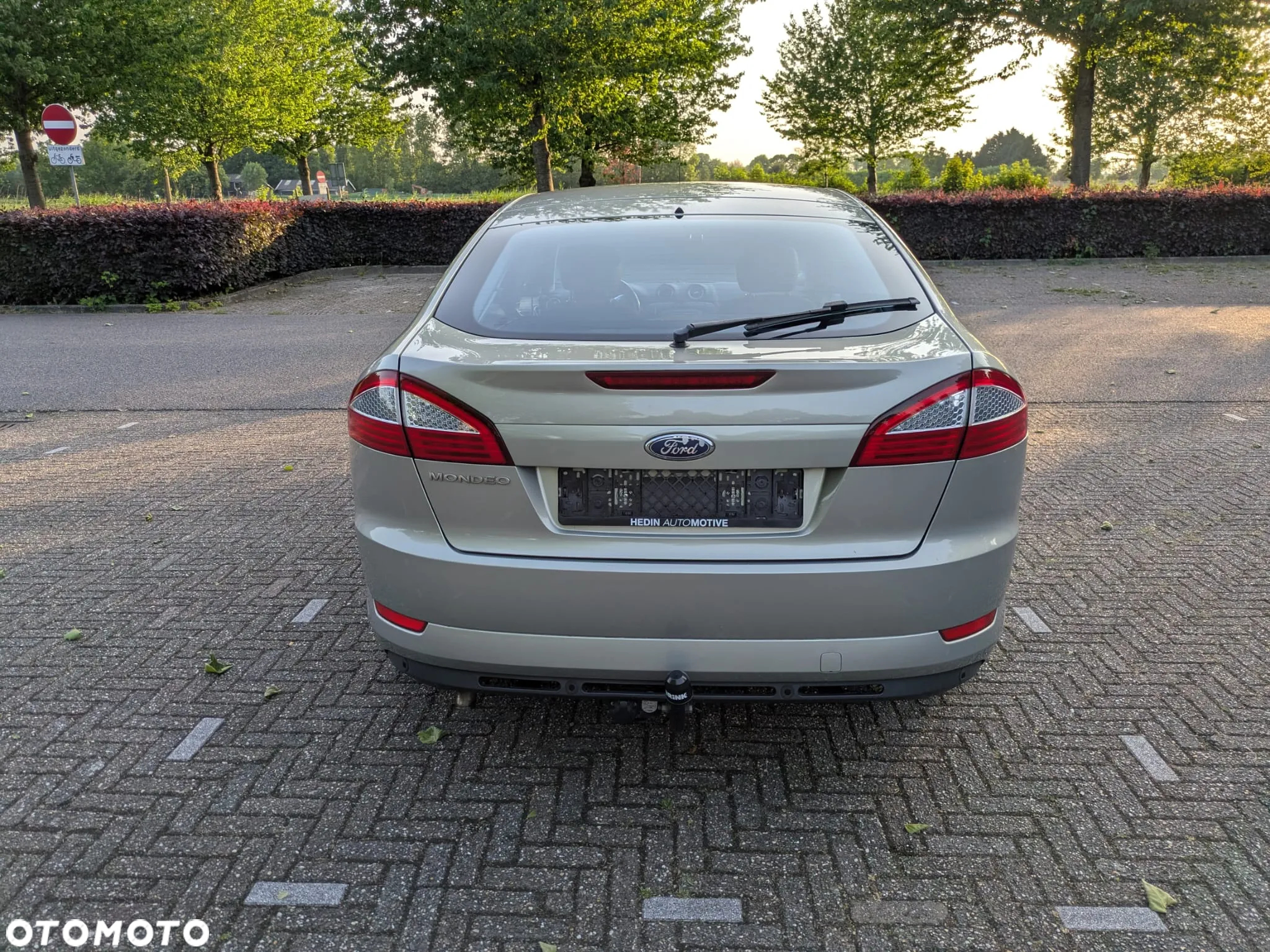 Ford Mondeo 2.0 Ghia - 6
