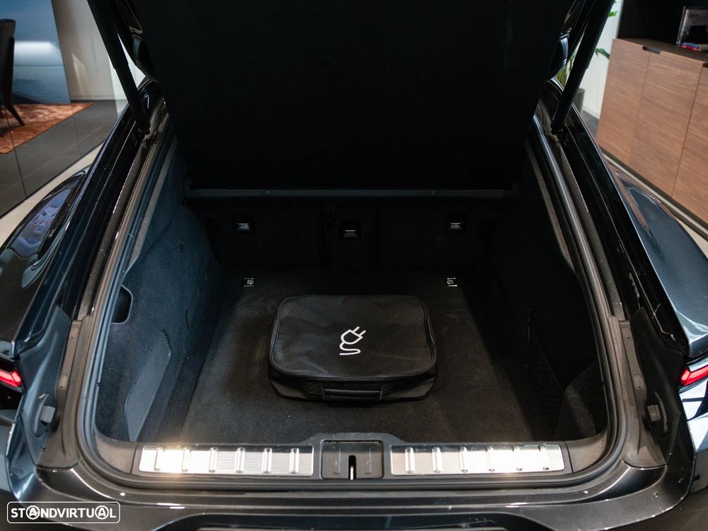 Porsche Panamera 4S E-Hybrid - 46