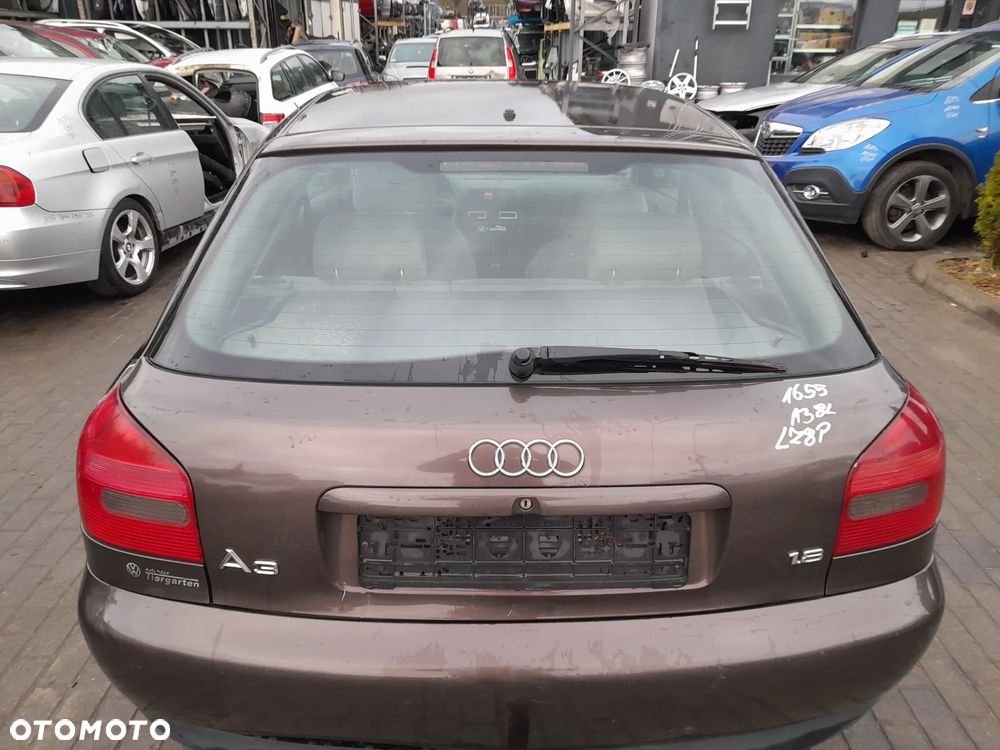 AUDI A3 8L KLAPA BAŻNIKA TYLNA TYŁ KOLOR: LZ8P - 1
