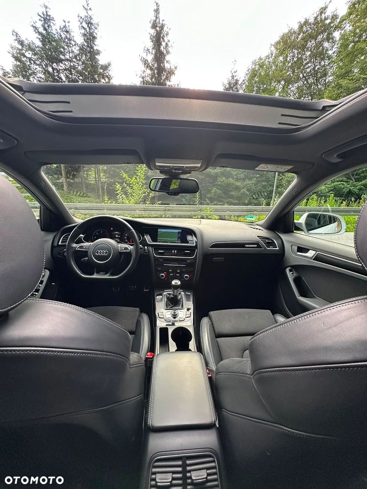 Audi A4 Avant 2.0 TDI DPF clean diesel quattro S line Sportpaket - 31