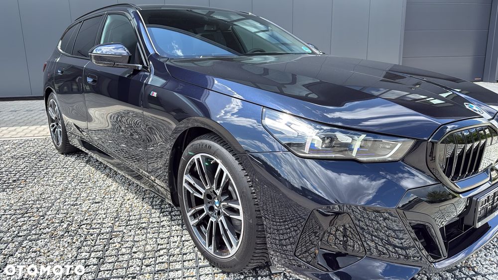 BMW Seria 5 520d xDrive - 12