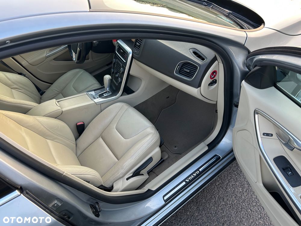 Volvo S60 - 17
