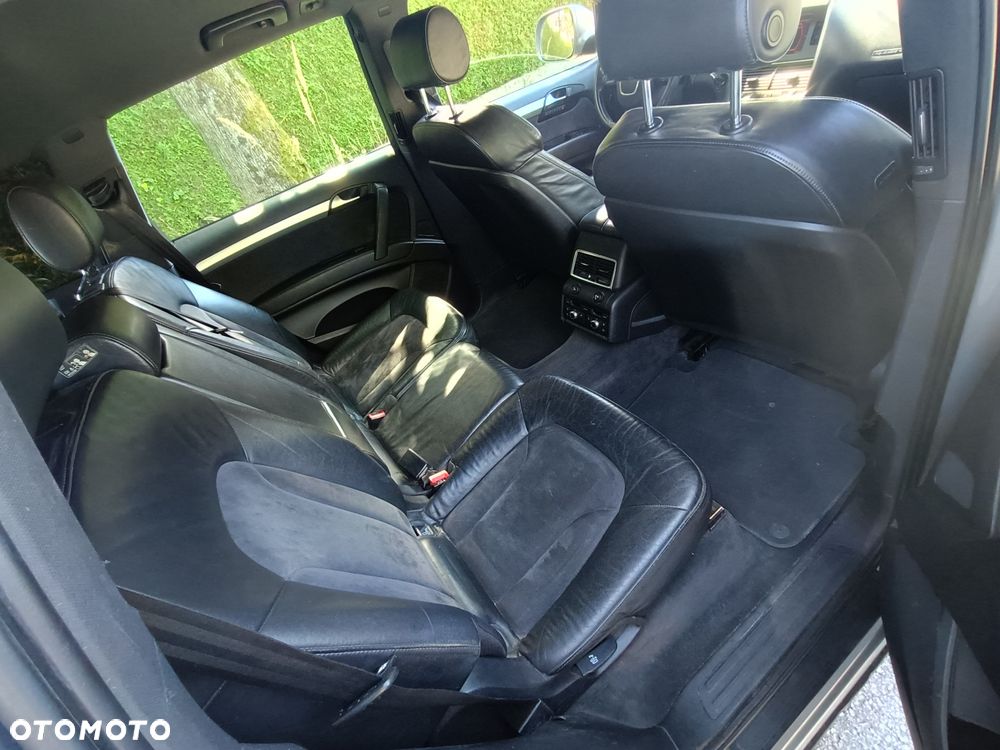 Audi Q7 - 7