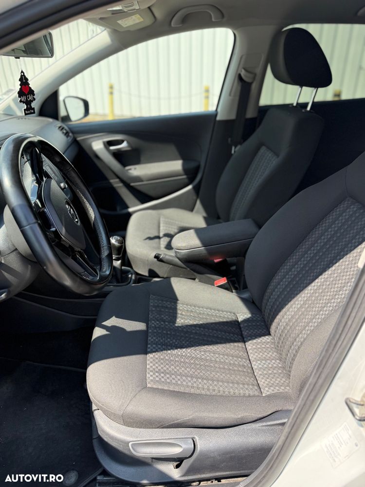 Volkswagen Polo 1.4 TDI (Blue Motion Technology) Comfortline - 6