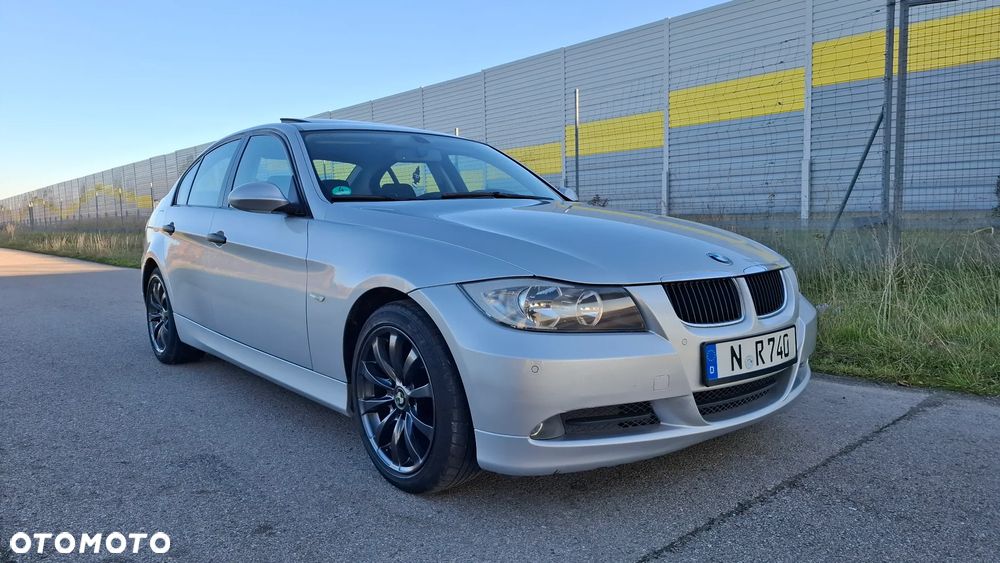 BMW Seria 3 320i - 6
