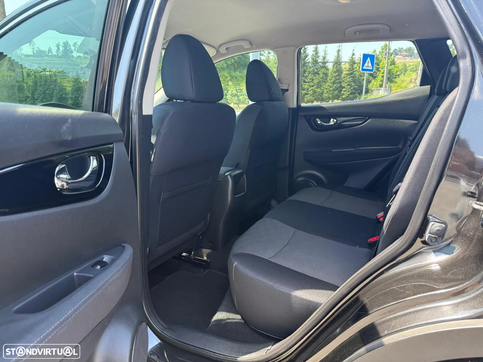 Nissan Qashqai 1.5 dCi 360 - 16