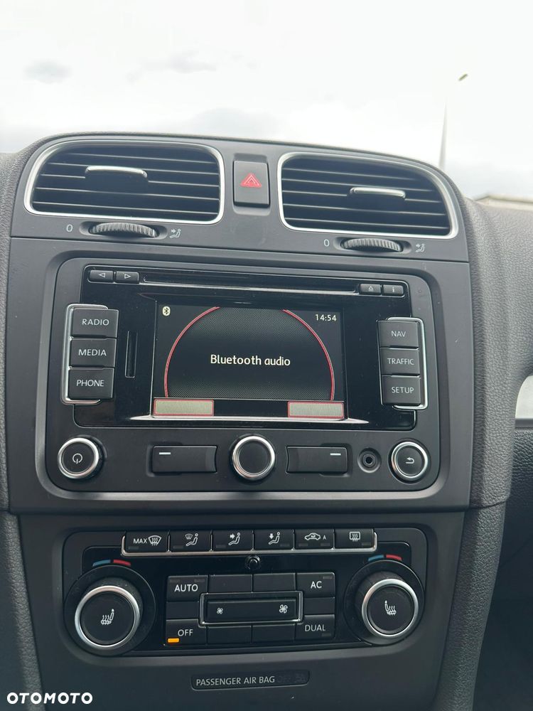 Volkswagen Golf 1.6 TDI Highline - 10