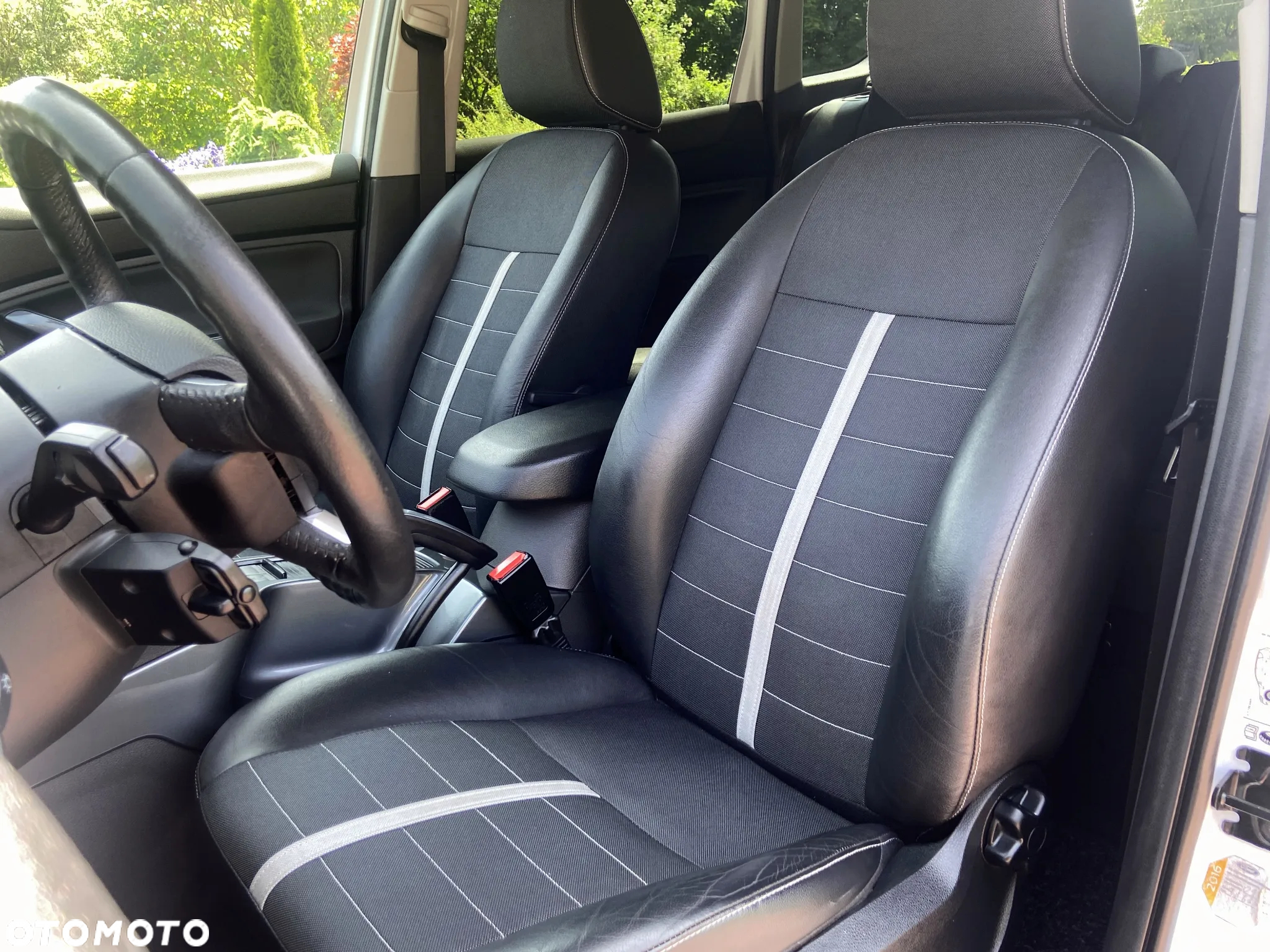 Ford Kuga 2.0 TDCi 4x4 Individual - 25