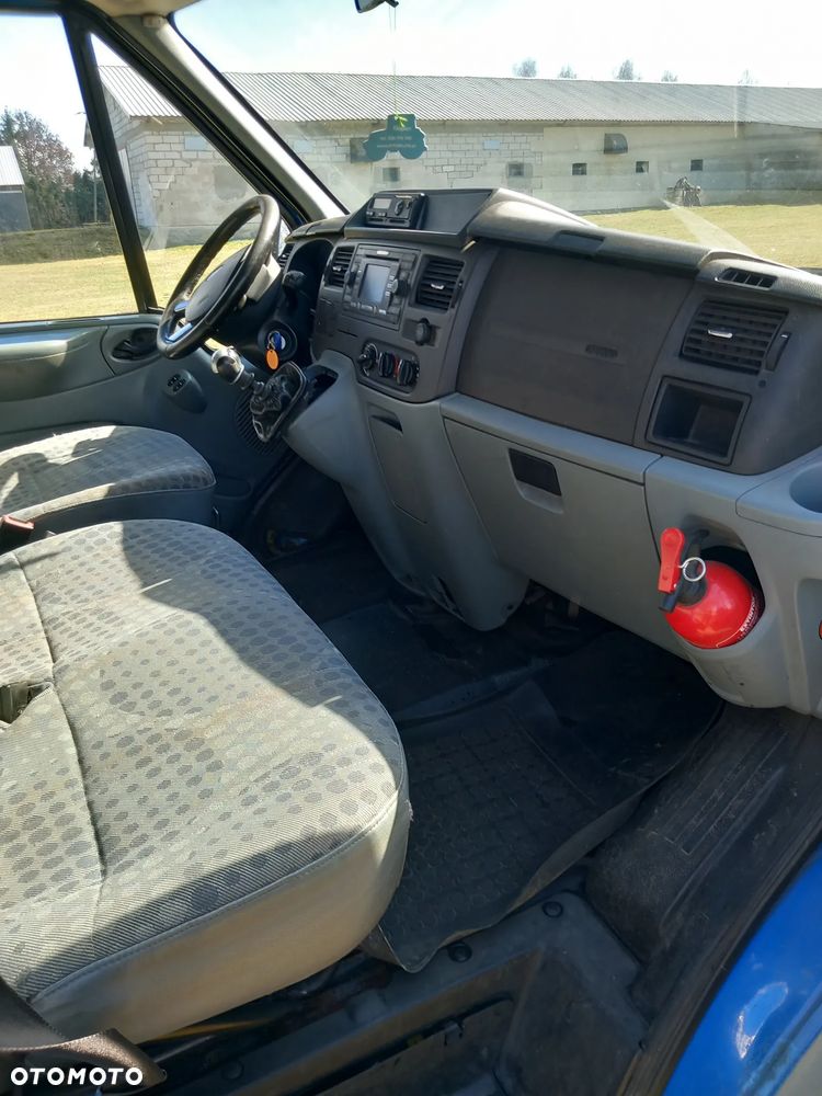 Ford Transit - 8