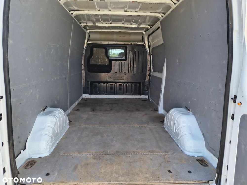 Ford Transit - 6