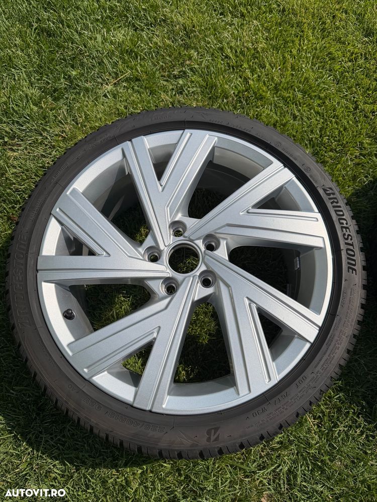 Roti cu jante R18 GOLF GTI model BERGAMO cu cauciucuri iarna - 2