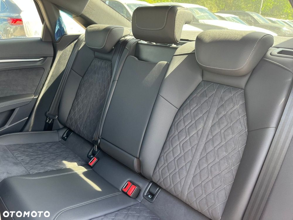Audi S3 Limousine - 14