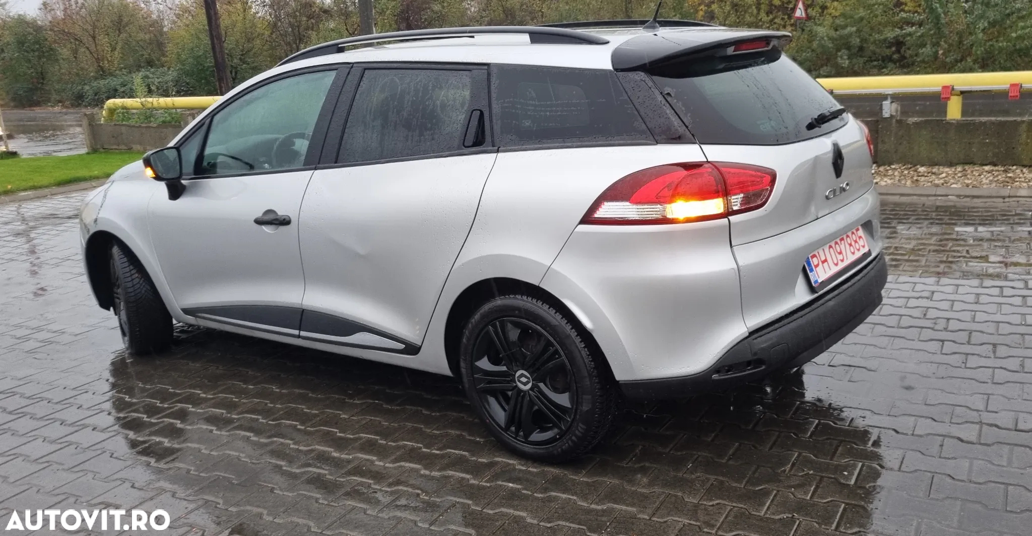 Renault Clio - 13