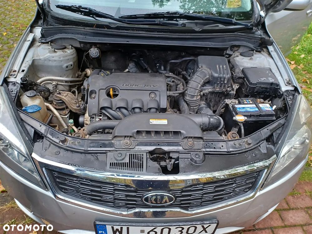 Kia Ceed Cee'd 1.6 Comfort - 12