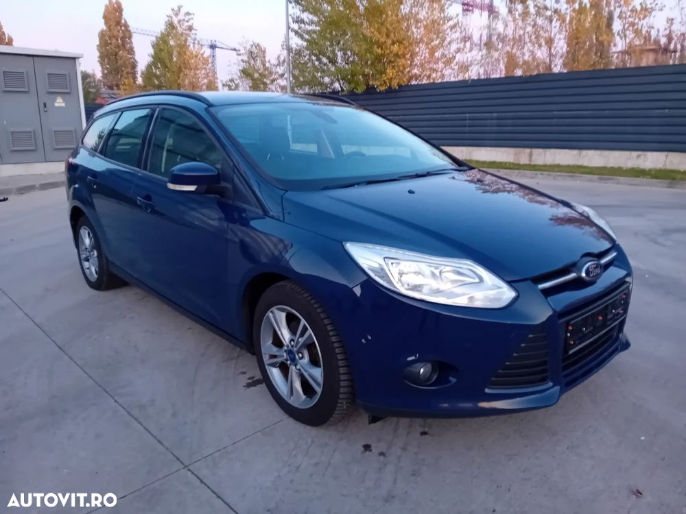 Ford Focus ver-1-0-ecoboost-active-business - 1