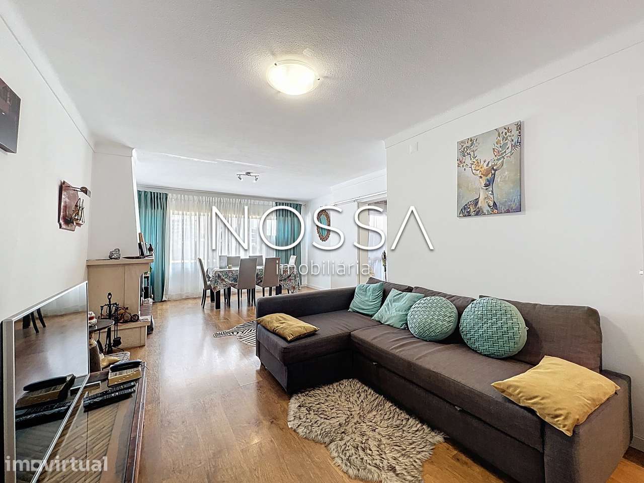Moradia em Banda Remodelada com 4 Pisos em Oeiras - Grande imagem: 3/31