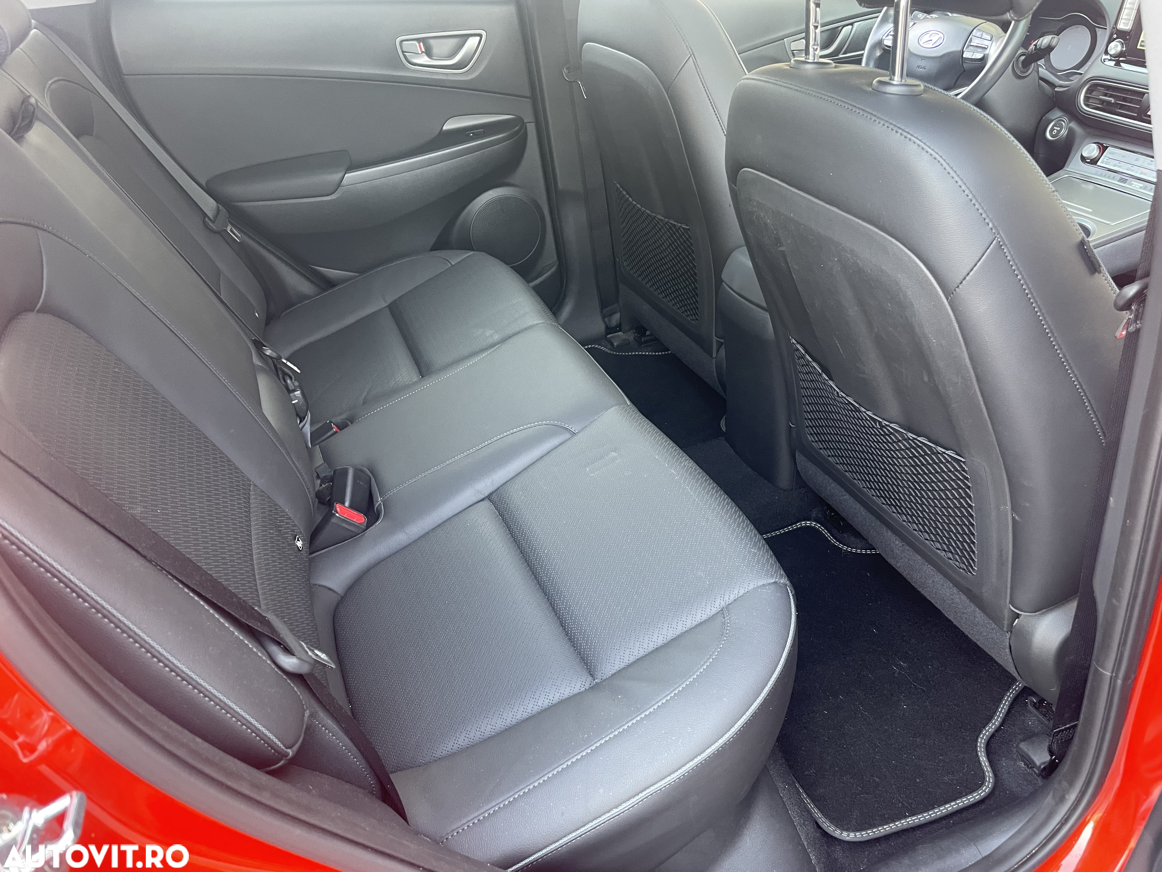 Hyundai KONA BEV 204 CP 64.8 kWh Premium - 10