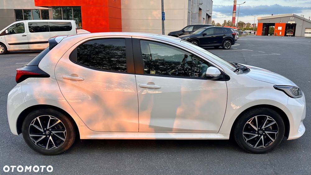 Toyota Yaris - 4