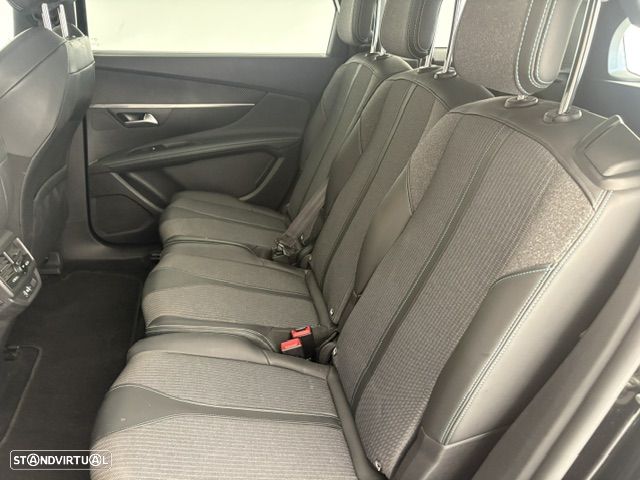 Peugeot 5008 1.5 BlueHDi GT Pack EAT8 — fotografia 9