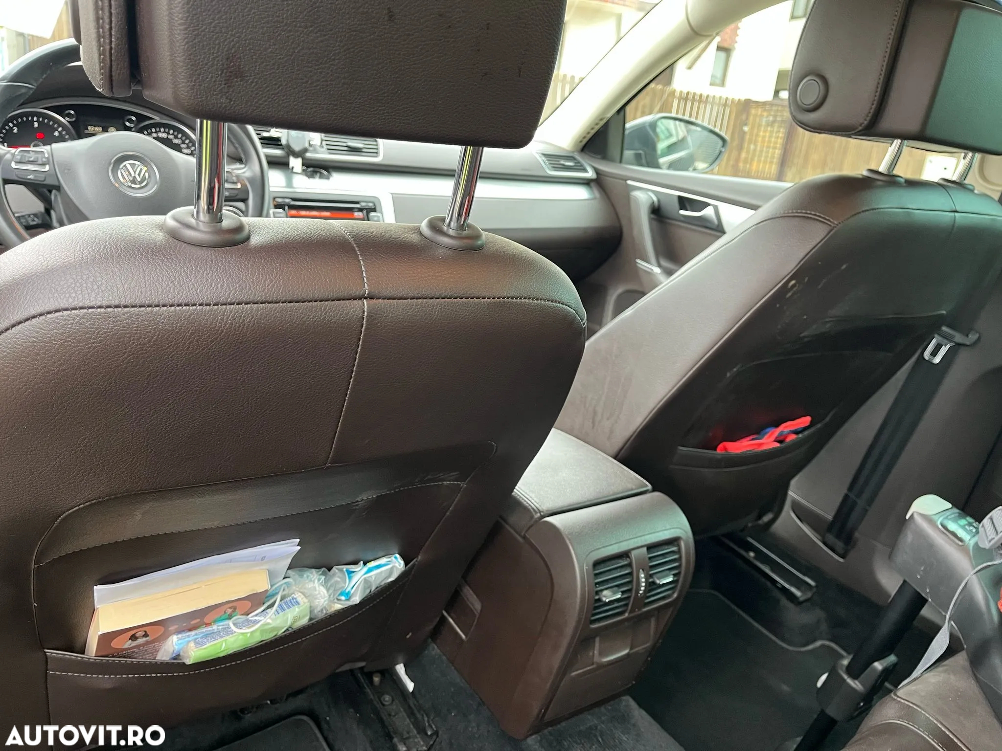 Volkswagen Passat Variant 2.0 TDI BlueMotion Technology Highline - 9