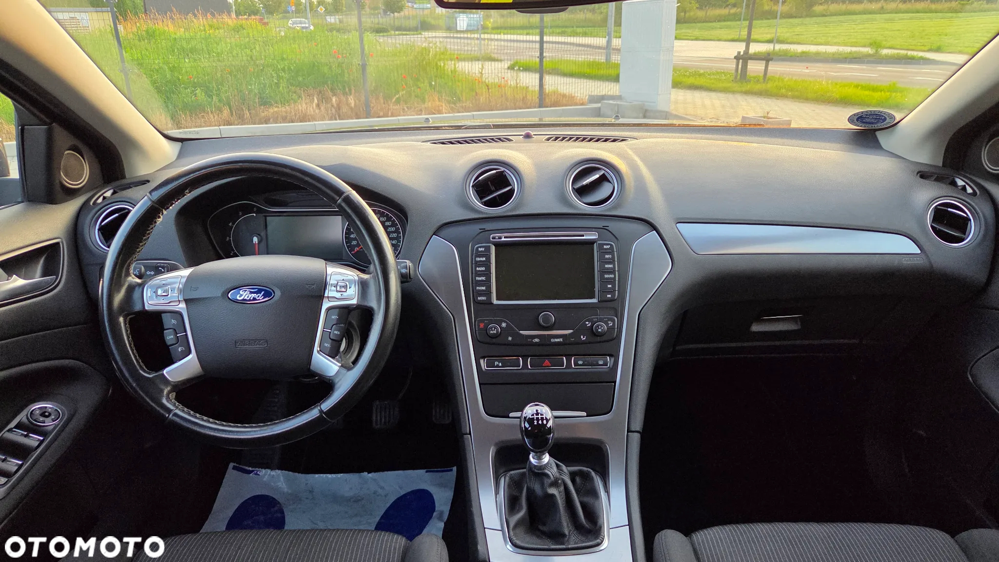 Ford Mondeo 2.0 TDCi Titanium - 22