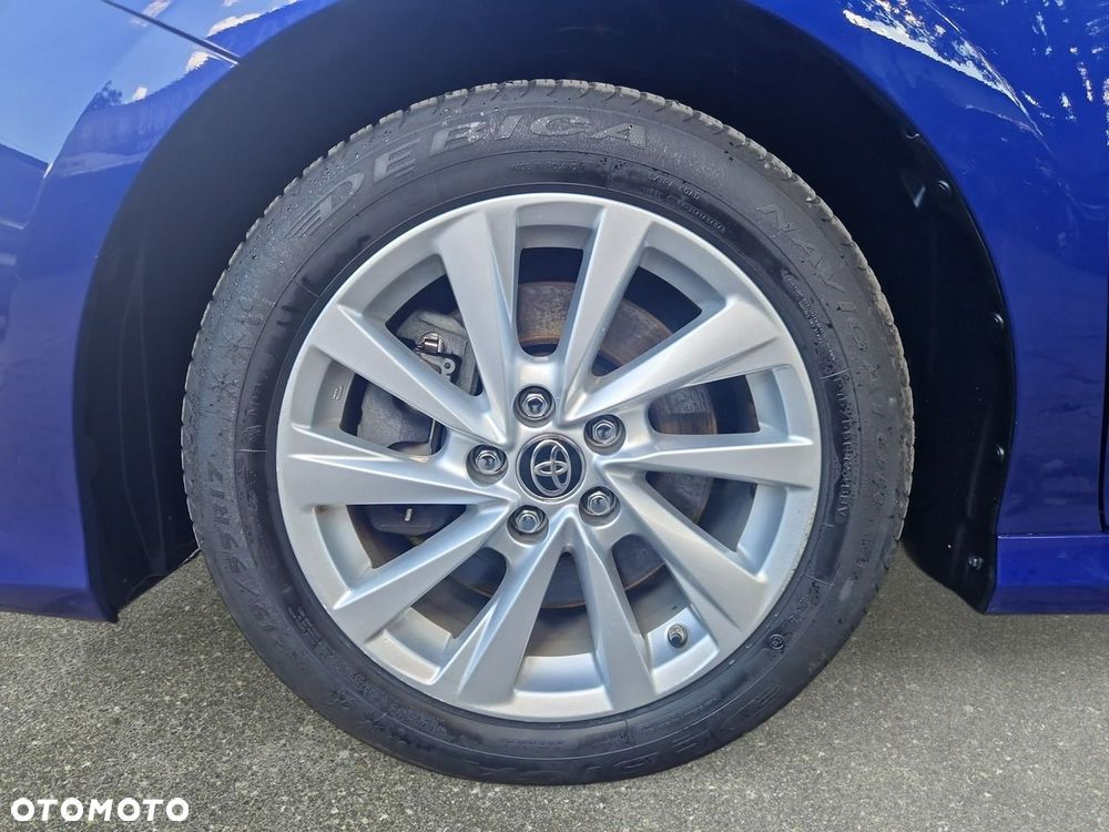 Toyota Camry - 9