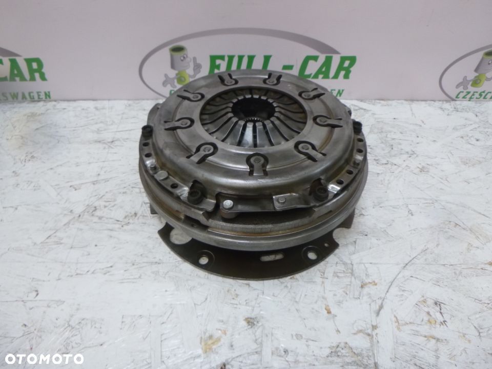 KOŁOSPRZĘGŁO DWUMASOWE AUDI A4/A5 1.4 TFSI CVN 0CS141026A - 1
