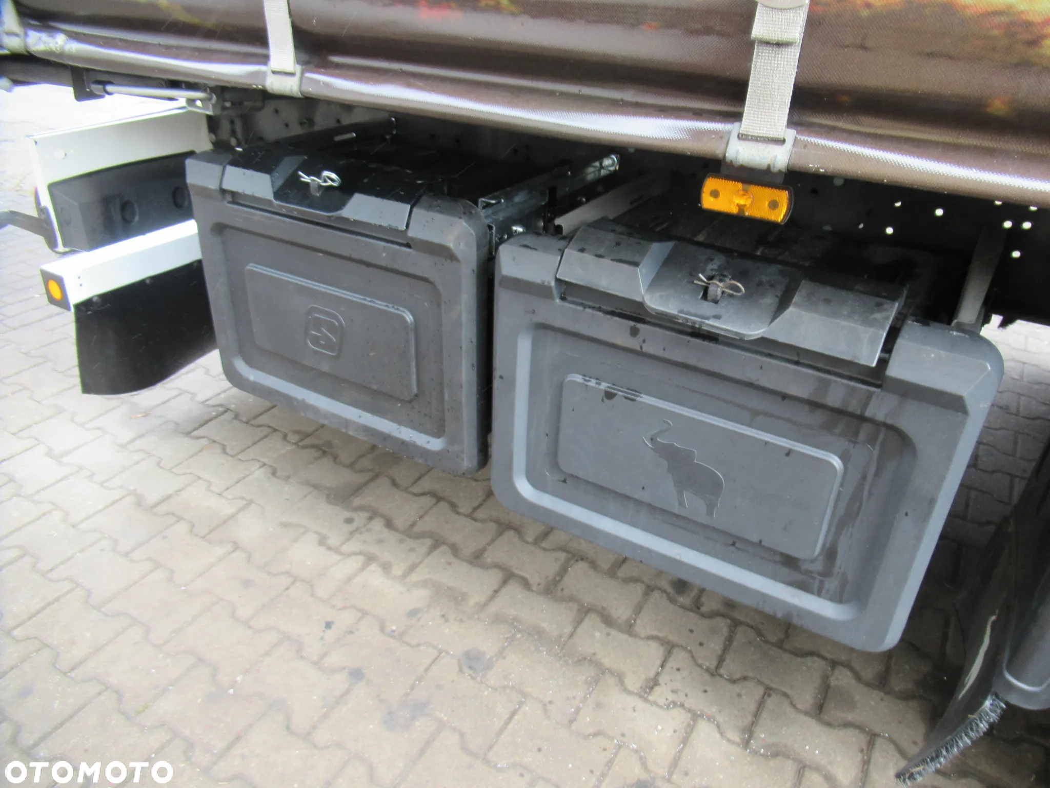 Schmitz Cargobull SCB S 3 T - 12