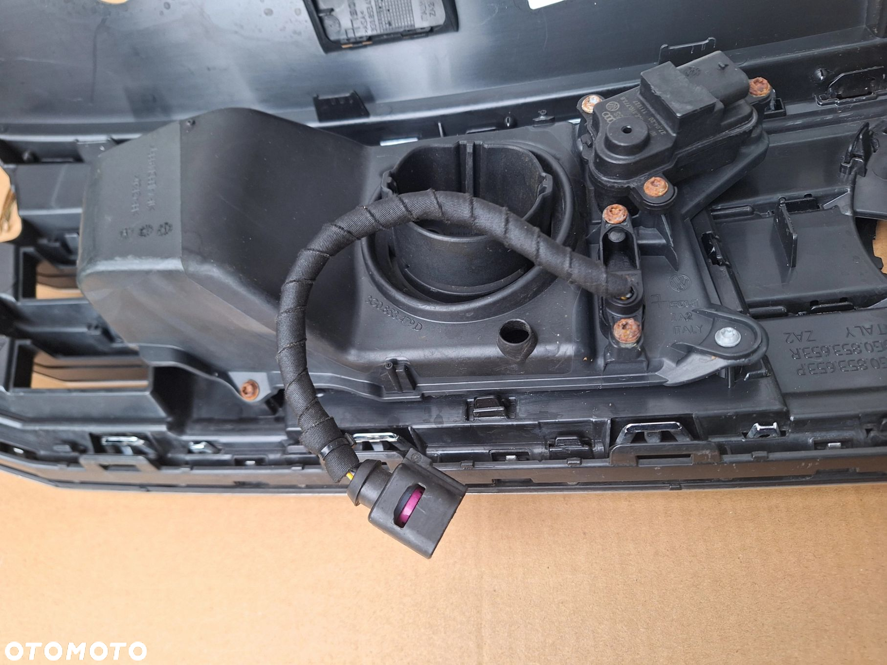 VW PASSAT B8 GTE LIFT 19- ATRAPA GRILL GNIAZDO ŁADOWANIA 3G0853479D WYSYŁKA 24H - 12