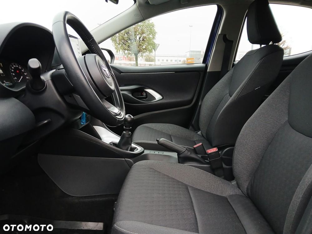 Toyota Yaris - 14