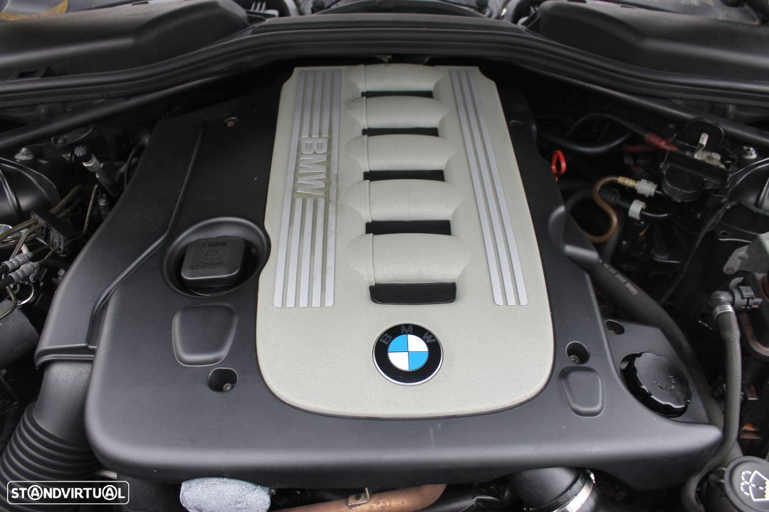 BMW  530 de 2004 - 16