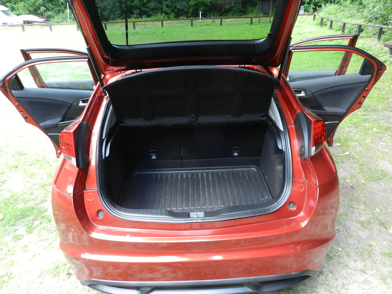 Honda Civic 1.8 i-VTEC Automatik Sport Black Edition - 13