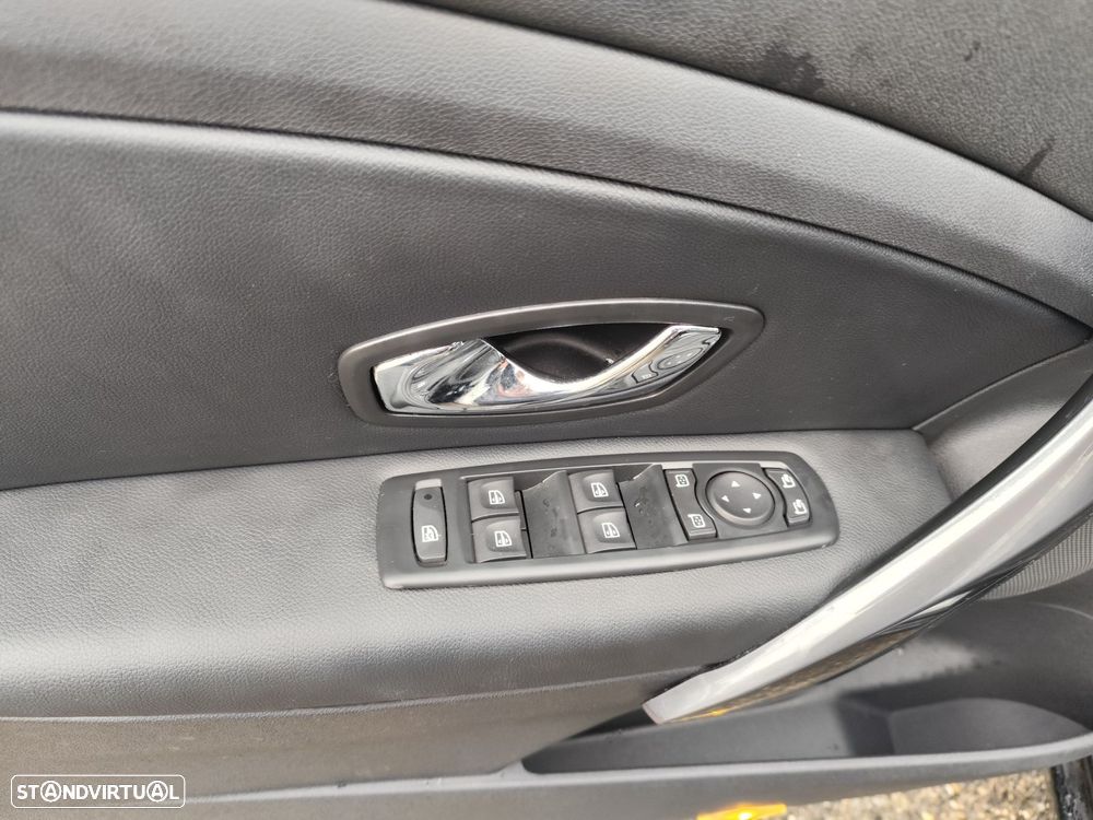 Renault Mégane Sport Tourer 1.6 dCi GT Line - 31