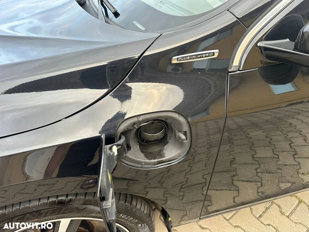 Volvo V60 D6 Plug-In-Hybrid AWD Geartronic Momentum - 8