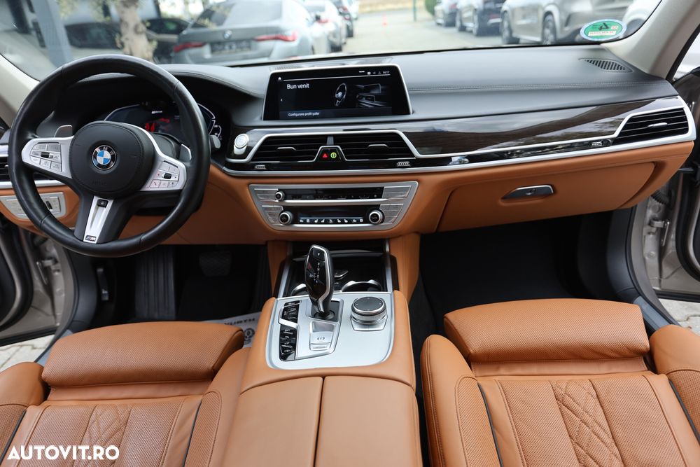 BMW Seria 7 745Le xDrive AT PHEV - 17