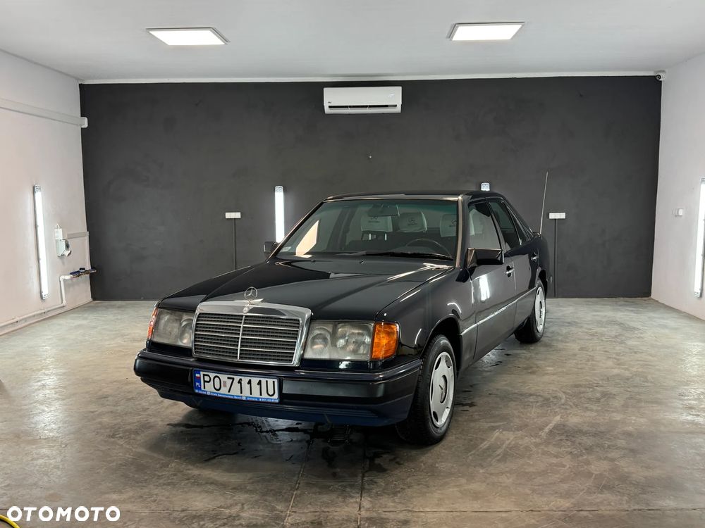 Mercedes-Benz W124 (1984-1993) - 1