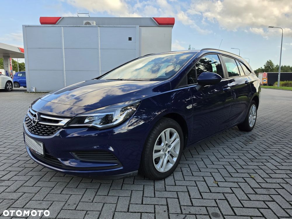 Opel Astra 1.6 CDTI Enjoy - 10